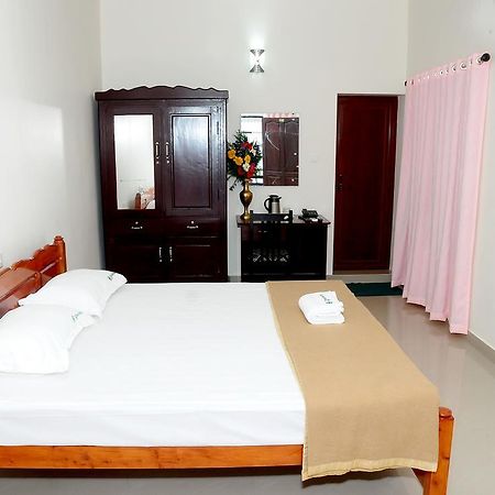 Greenfield Inn Thiruvananthapuram Ruang foto