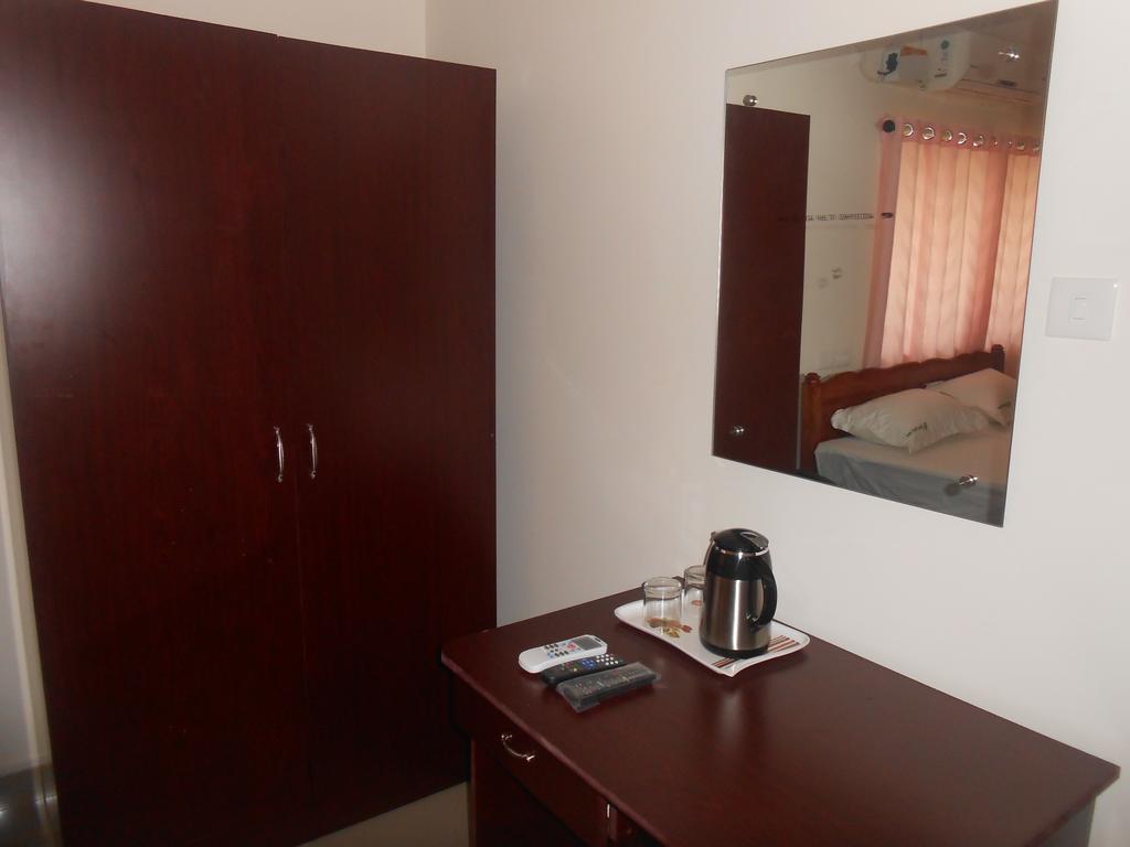 Greenfield Inn Thiruvananthapuram Ruang foto